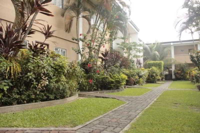 Red Knight Gardens Hotel Davao City Exterior foto